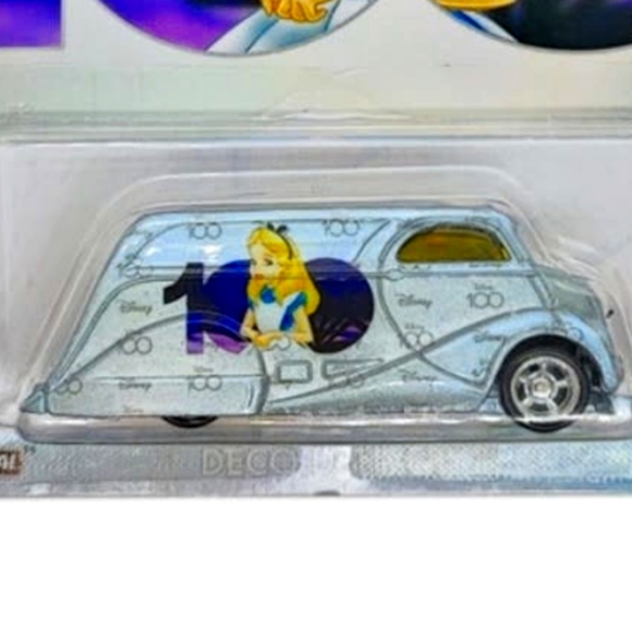 Hot Wheels Disney 100th Anniversary Series - Alice In Wonderland NWT - Picture 3 of 6